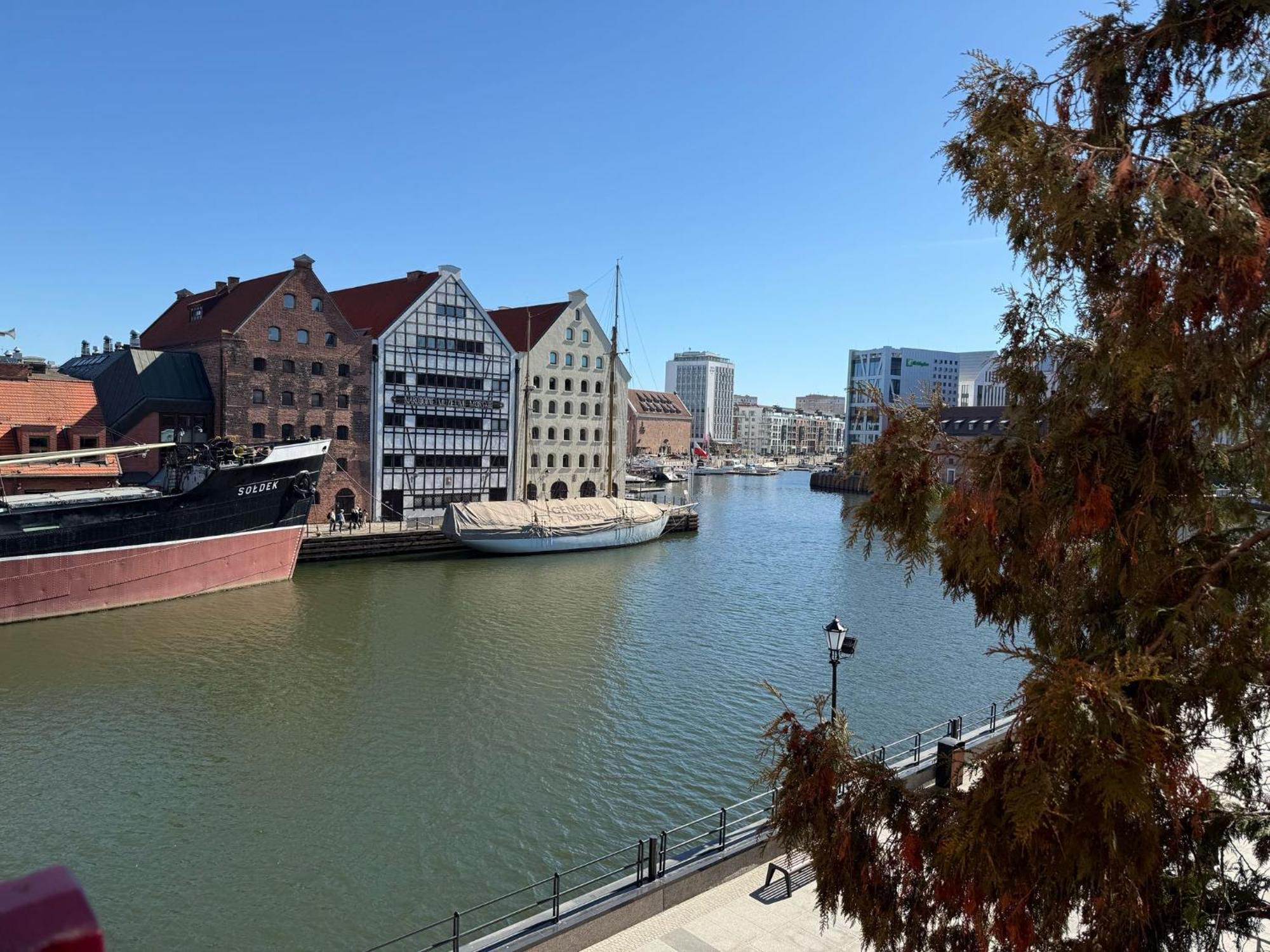 Motlawa Apartments - Old Town & River Viev, Fast Wifi Гданськ Екстер'єр фото